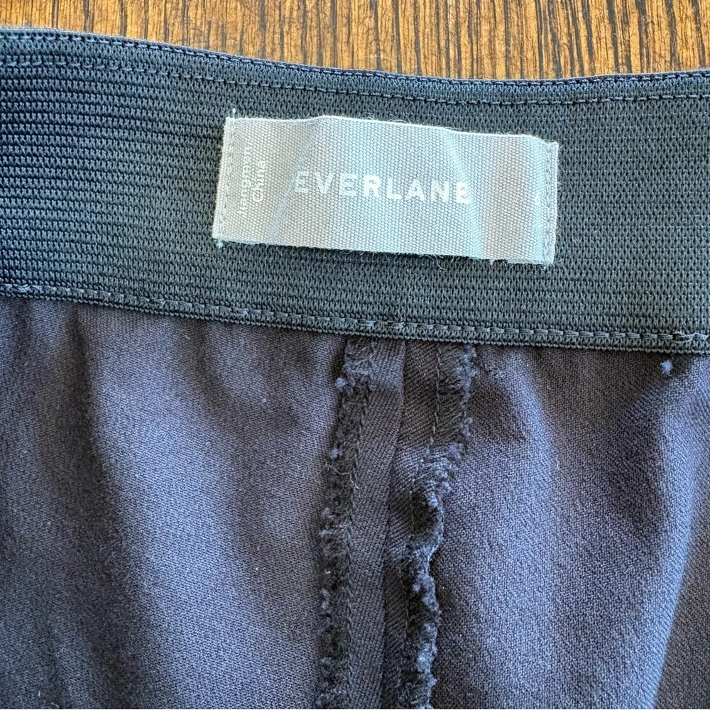 Everlane Black Side Sip Back Seam Ankle Slit Pants Size 6 Black Minimalist Clean - Picture 8 of 16